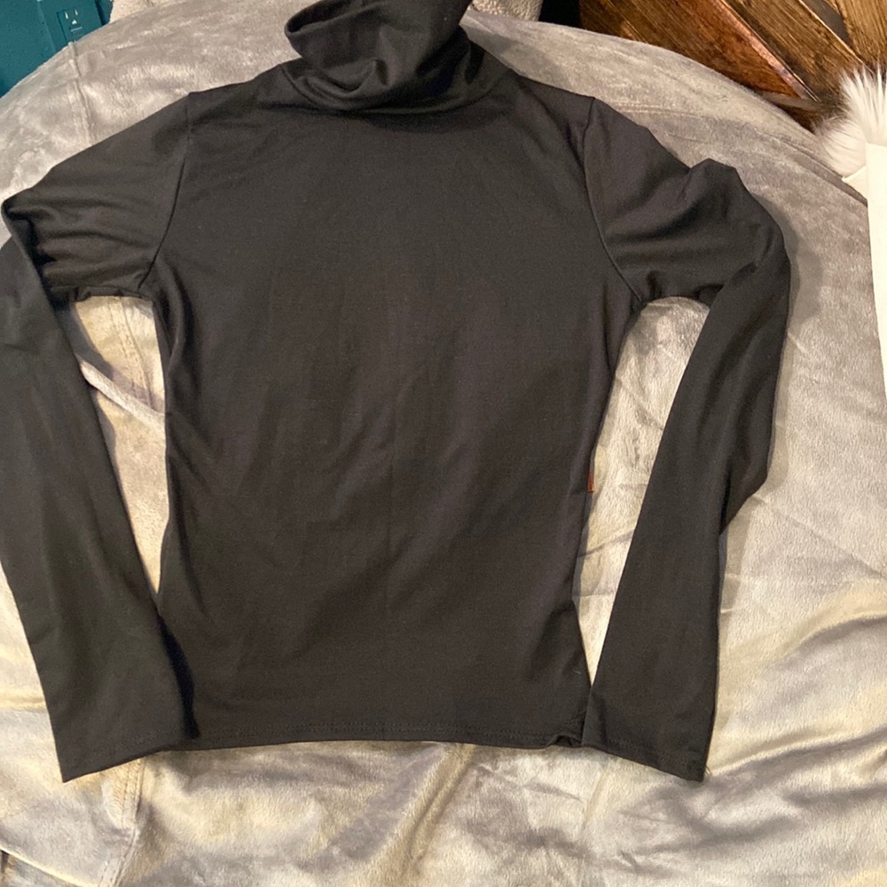 Olivia Rae long sleeve turtleneck